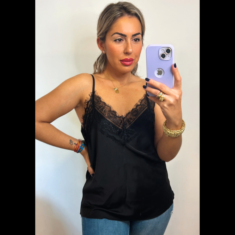 TOP LENCERO - NEGRO TOP LENCERO - NEGRO