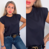 CAMISETA BASIC HOMBRERAS - NEGRA
